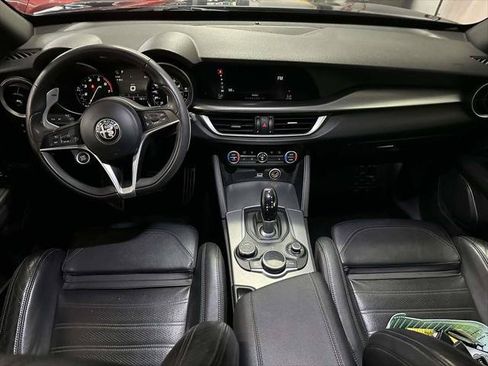 Used 2018 Alfa Romeo Stelvio Ti Sport AWD/4WD image 13