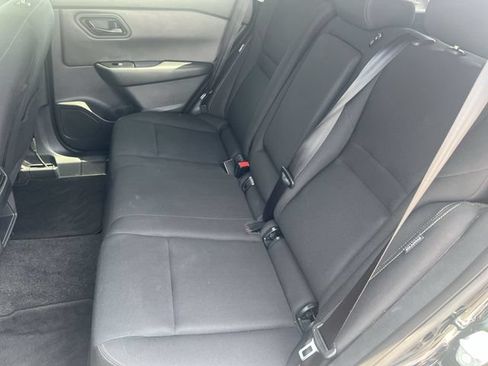 Used 2025 Nissan Rogue S FWD image 35