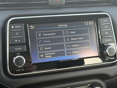 Used 2025 Nissan Versa S w/ Trunk Package image 16