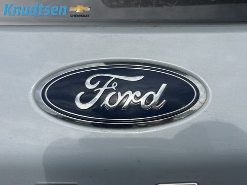 Used 2025 Ford Escape ST-Line Select AWD/4WD image 9
