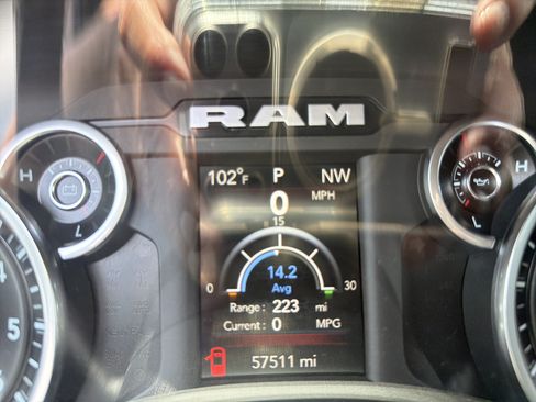 Used 2020 RAM 1500 Big Horn AWD/4WD image 28