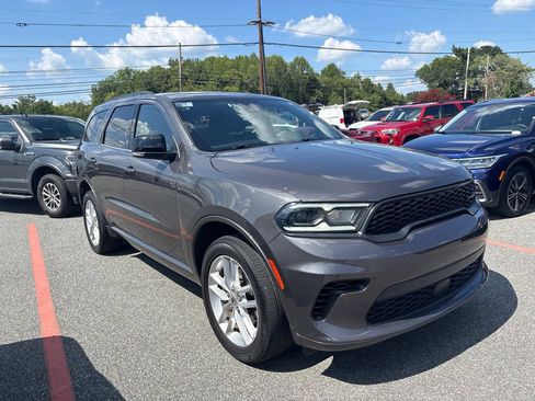 Used 2024 Dodge Durango GT AWD/4WD image 8