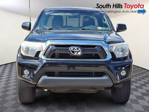 Used 2015 Toyota Tacoma 4x4 Access Cab V6 w/ SR5 Package image 2