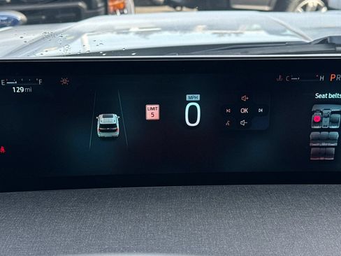 New 2026 Ford Expedition Active AWD/4WD image 30