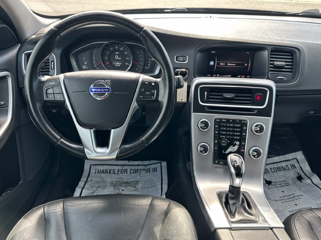 Used 2017 Volvo V60 T5 Premier FWD image 27