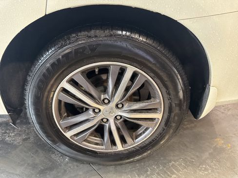 Used 2018 INFINITI QX60 FWD w/ Premium Plus Package image 15