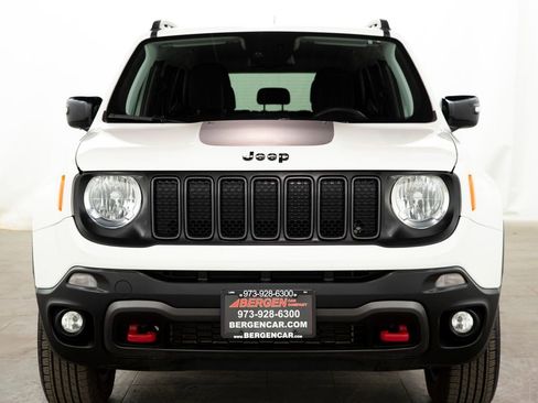 Used 2023 Jeep Renegade Trailhawk image 2