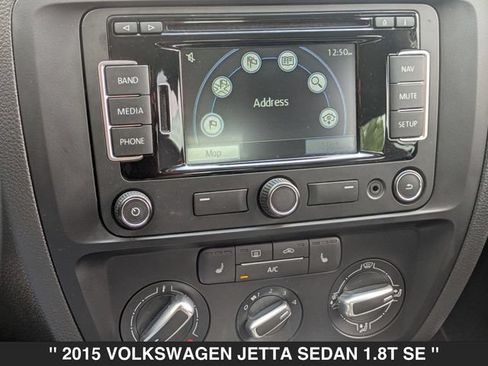 Used 2015 Volkswagen Jetta SE FWD image 19
