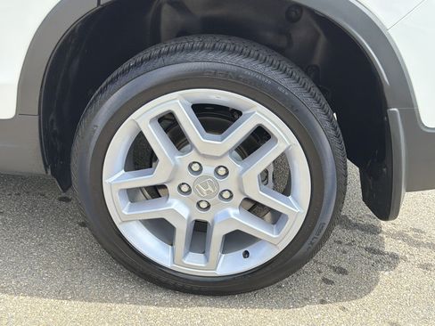 Used 2025 Honda Passport EX-L image 20