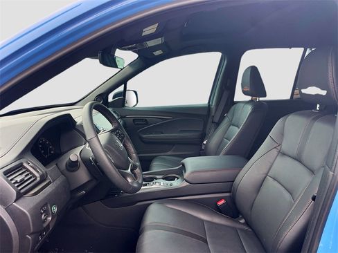 Used 2025 Honda Ridgeline TrailSport+ image 10