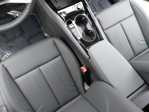 New 2026 Audi Q3 quattro 2.0T AWD/4WD image 28