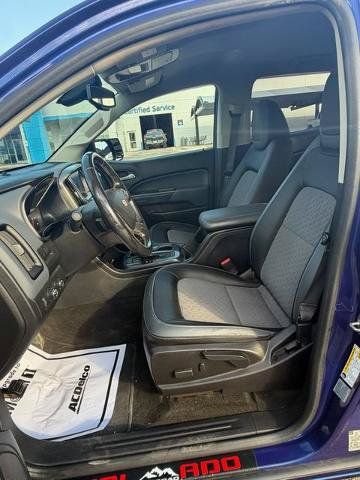 Used 2017 Chevrolet Colorado Z71 AWD/4WD image 10