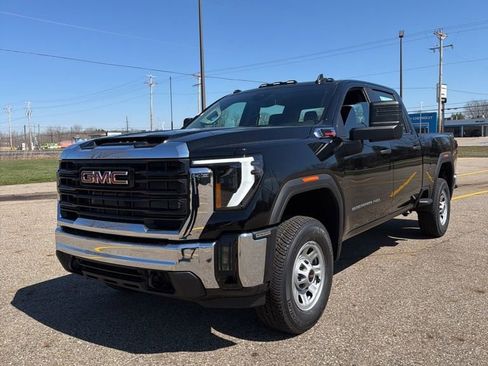 New 2026 GMC Sierra 2500 Pro AWD/4WD image 1