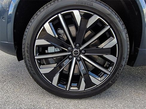 New 2026 Volvo XC90 T8 Plus w/ Protection Package Premier image 23