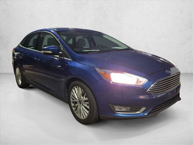 Used 2018 Ford Focus Titanium FWD image 3