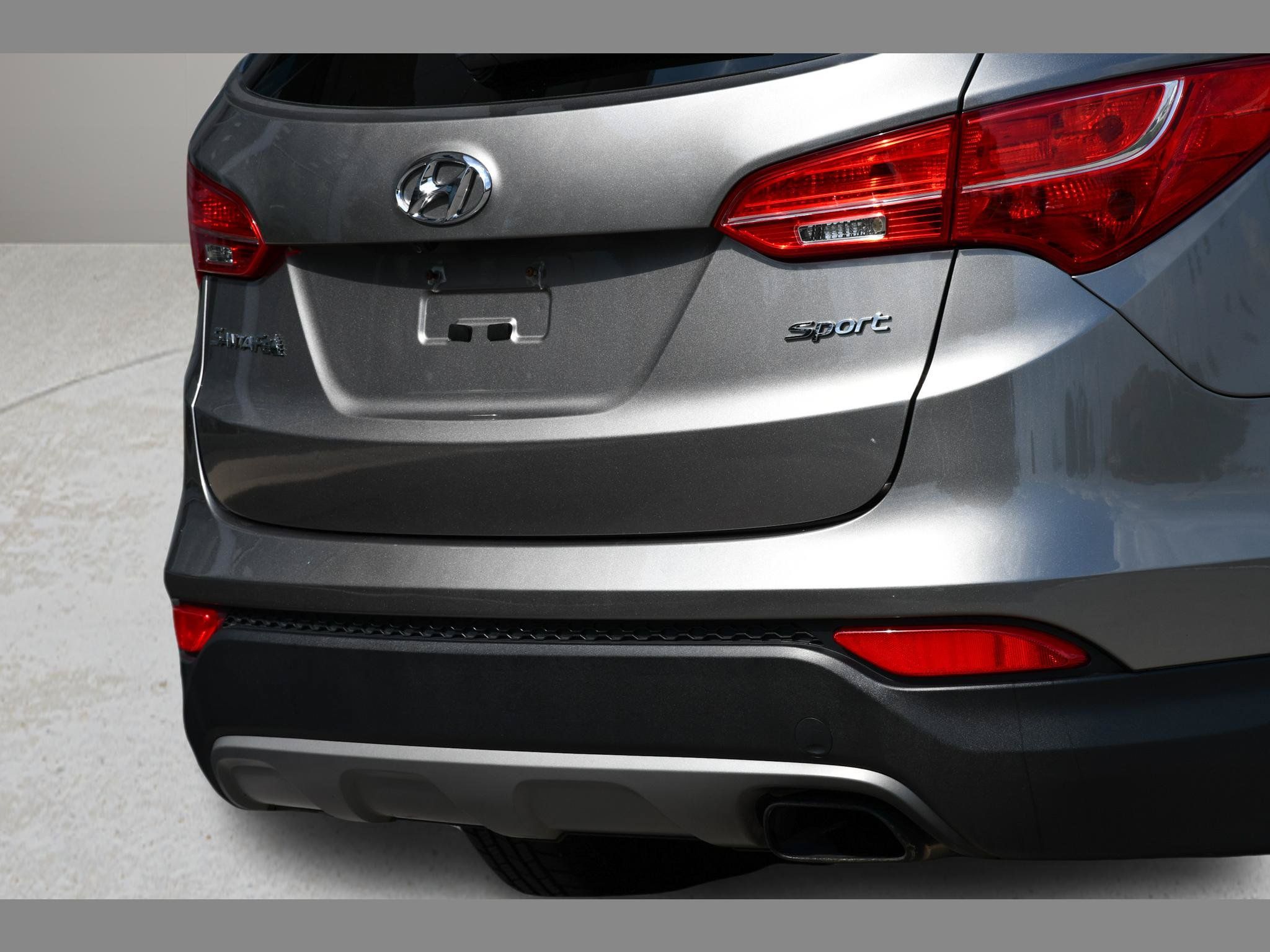 Used 2016 Hyundai Santa Fe Sport w/ Option Group 03 FWD image 22