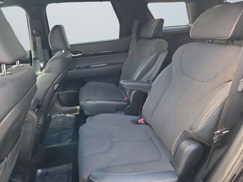 Used 2025 Hyundai Palisade Calligraphy AWD/4WD image 15