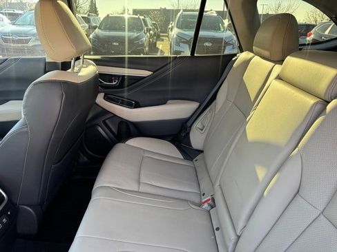 Used 2020 Subaru Outback Limited image 17