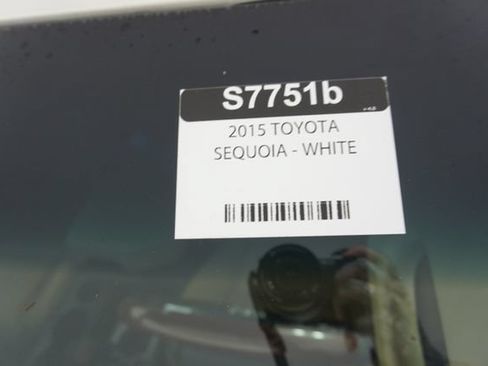 Used 2015 Toyota Sequoia Platinum RWD image 42