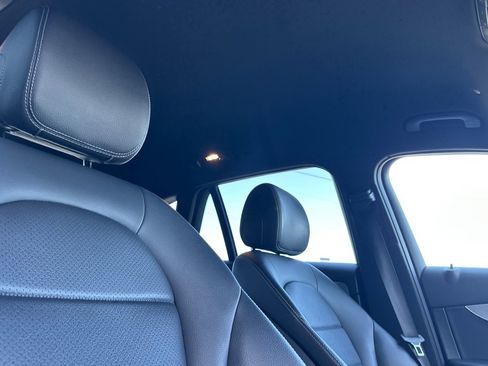 Certified 2022 Mercedes-Benz GLC 300 image 17