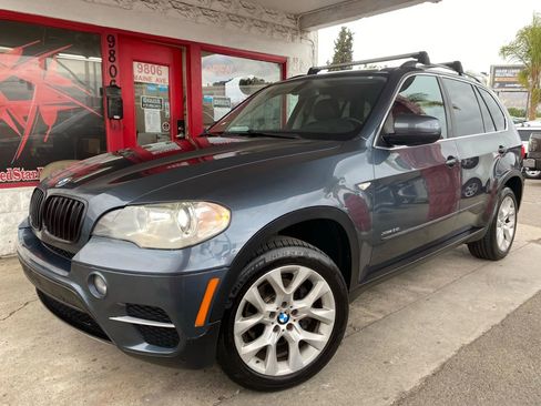 Used 2013 BMW X5 xDrive35i image 3