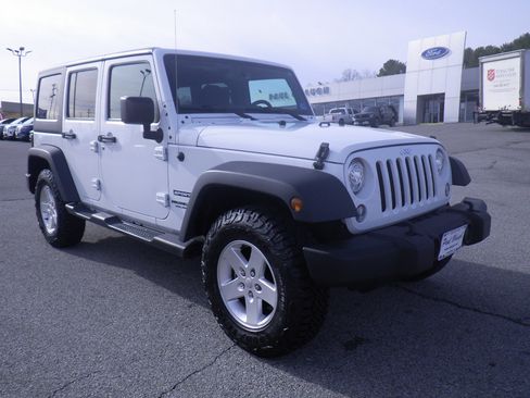 Used 2017 Jeep Wrangler Unlimited Sport w/ Quick Order Package 23S image 1