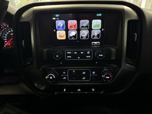 Used 2018 Chevrolet Silverado 1500 LT image 13