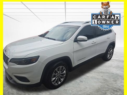 Used 2019 Jeep Cherokee Latitude Plus FWD image 1