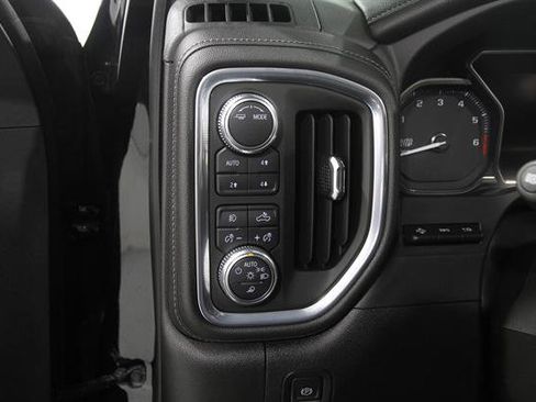 Used 2021 GMC Sierra 1500 Denali w/ Denali Ultimate Package AWD/4WD image 8