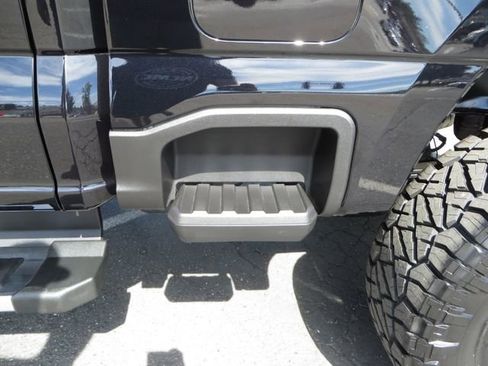 Used 2024 Ford F250 Lariat image 15