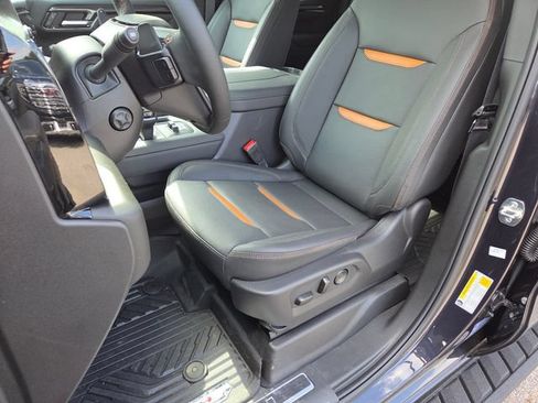 New 2026 GMC Sierra 1500 AT4 AWD/4WD image 28