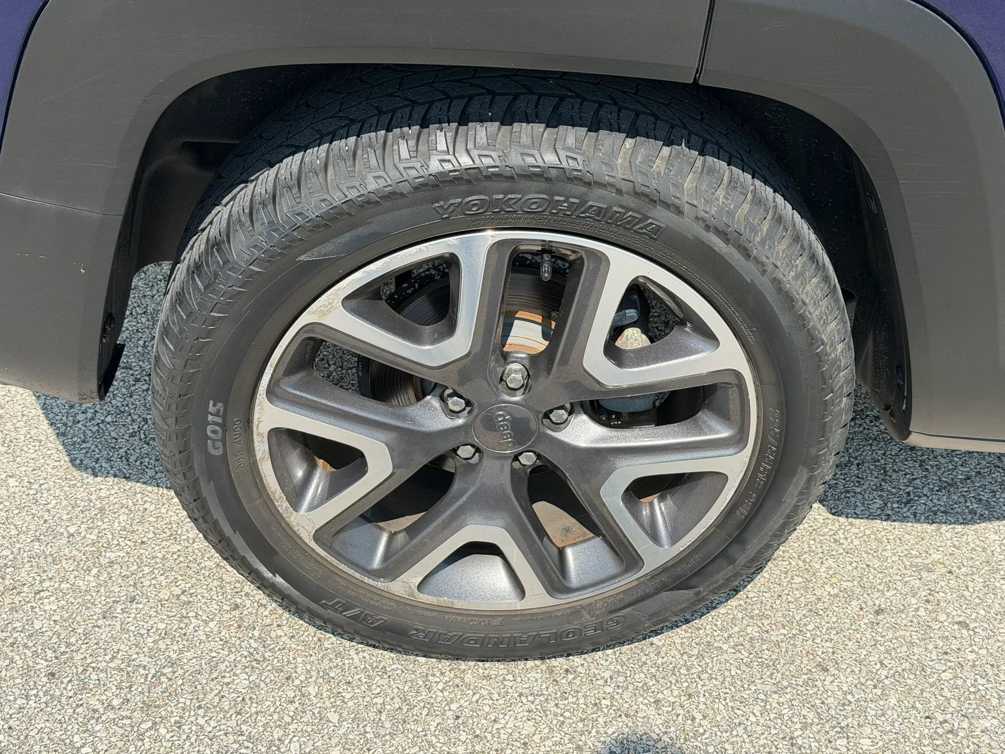Used 2018 Jeep Renegade Latitude FWD image 11