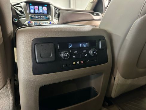 Used 2015 Chevrolet Tahoe LT w/ Luxury Package image 34