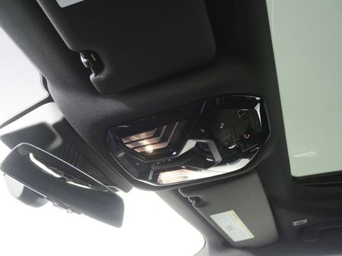 Certified 2025 BMW 540i xDrive image 25