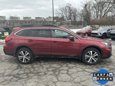 Used 2019 Subaru Outback 2.5i Limited image 2