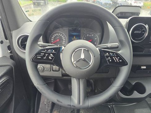 New 2026 Mercedes-Benz Sprinter 2500 image 32