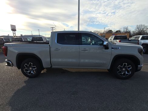 New 2026 GMC Sierra 1500 SLE w/ X31 Off-Road Package image 10