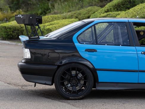 Used 1994 BMW 325i Sedan image 50