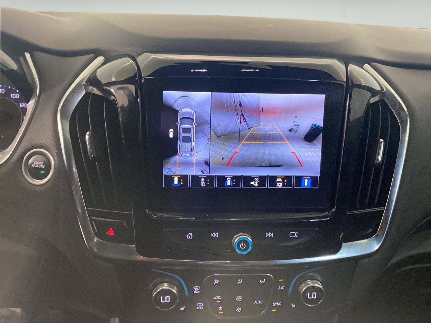 Certified 2023 Chevrolet Traverse RS AWD/4WD image 17