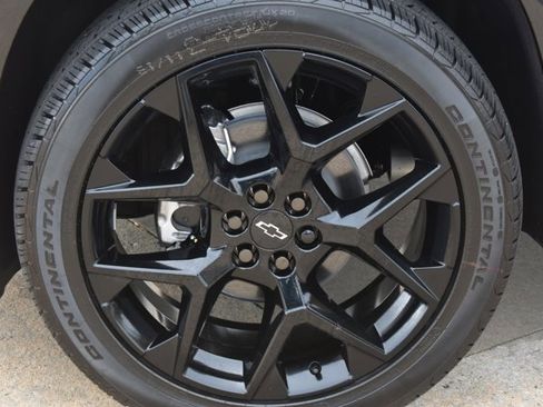 New 2026 Chevrolet Traverse RS w/ LPO, Floor Liner Package image 11