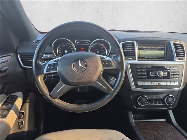 Used 2015 Mercedes-Benz GL 320 BlueTEC 4MATIC image 11