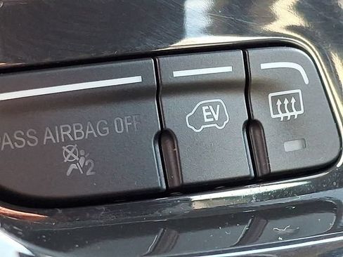 Used 2016 Ford C-MAX Energi SEL w/ Equipment Group 302A FWD image 26