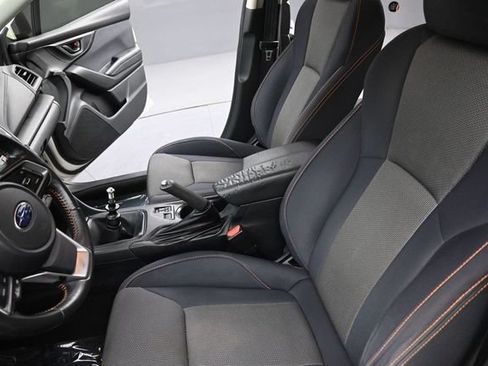 Used 2019 Subaru Crosstrek 2.0i Premium w/ Popular Package #2 AWD/4WD image 14
