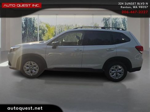 Used 2022 Subaru Forester AWD/4WD image 8