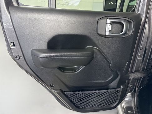 Used 2023 Jeep Wrangler Unlimited w/ Cold Weather Group image 26