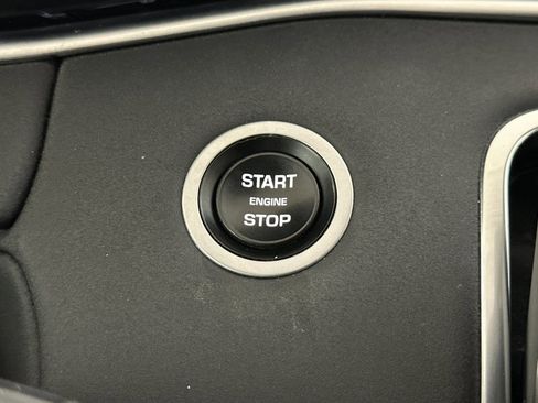 Used 2021 Land Rover Range Rover Evoque SE image 34