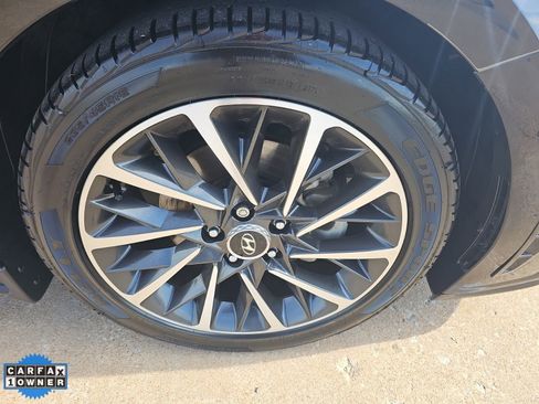 Used 2022 Hyundai Sonata Limited FWD image 3