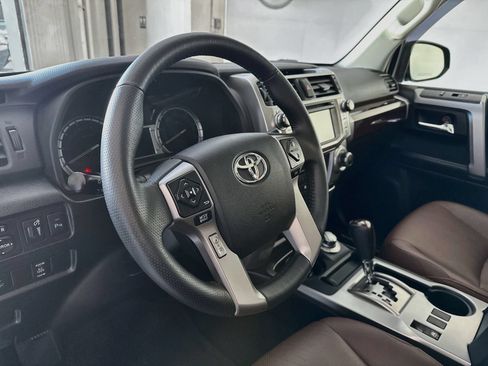 Used 2019 Toyota 4Runner Limited AWD/4WD image 7