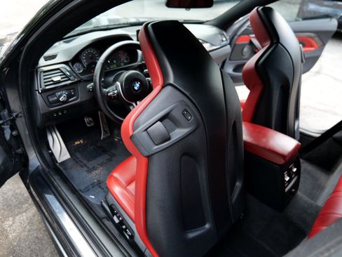 Used 2015 BMW M4 2dr Cpe image 48