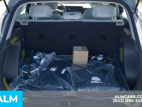 Used 2026 Hyundai Kona SE FWD image 8